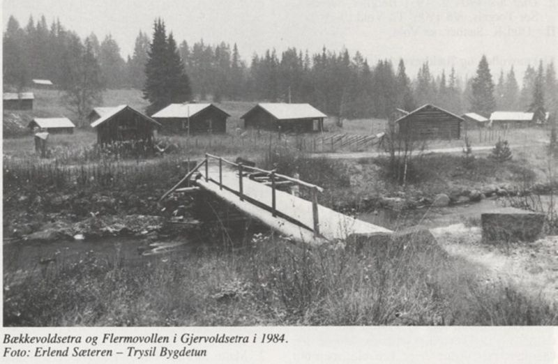 Fil:Gjervollsetra bru ruin4.jpg
